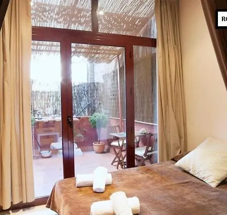 Family Plaza Espana Apartment *